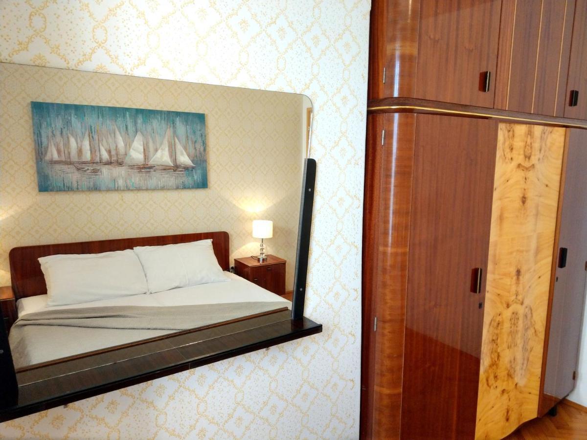 Holiday House Palma Dobrinj エクステリア 写真